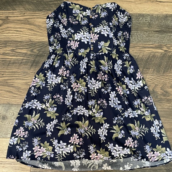 American Eagle Strapless Dress